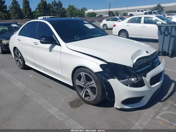 WDDWF4JB4JR410772 2018 MERCEDES-BENZ C-KLASSE - Image 1