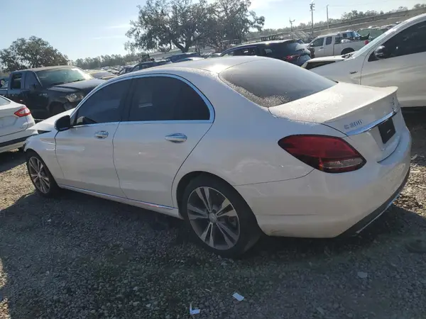 WDDWF4JB6HR257385 2017 MERCEDES-BENZ C-KLASSE - Image 2