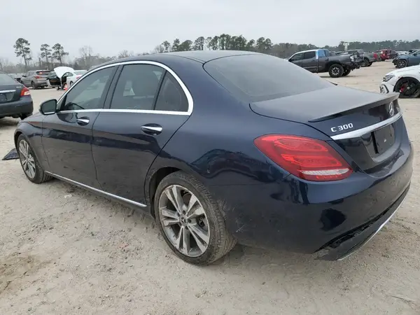 WDDWF4JB7JR329975 2018 MERCEDES-BENZ C-KLASSE - Image 2