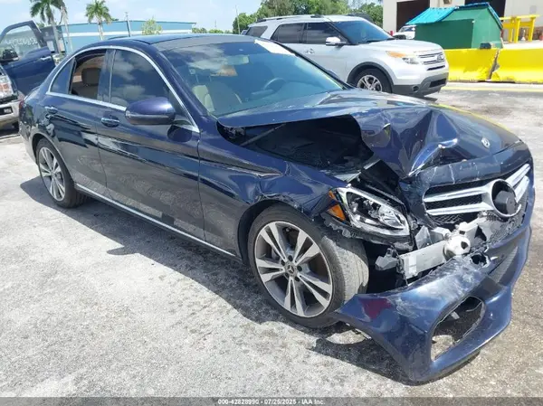 WDDWF4JB8JR350902 2018 MERCEDES-BENZ C-KLASSE - Image 1