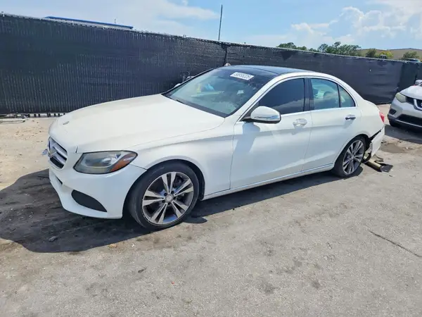 WDDWF4JB9HR252777 2017 MERCEDES-BENZ C-KLASSE - Image 1
