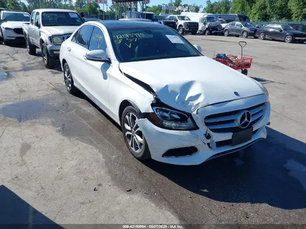 WDDWF4KB2JR335052 2018 MERCEDES-BENZ C-KLASSE - Image 1