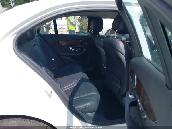 WDDWF4KB5GR143259 2016 MERCEDES-BENZ C-KLASSE - Image 8