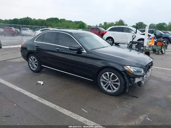 WDDWF4KB5HR229057 2017 MERCEDES-BENZ C-KLASSE - Image 1