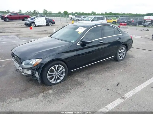 WDDWF4KB5HR229057 2017 MERCEDES-BENZ C-KLASSE - Image 2