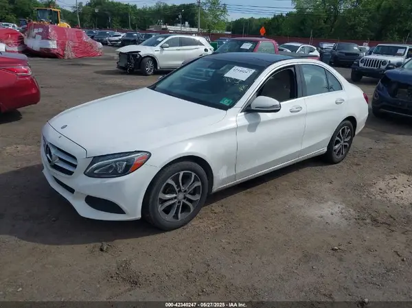 WDDWF4KB6HR246319 2017 MERCEDES-BENZ C-KLASSE - Image 2