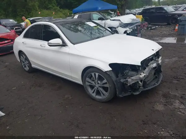 WDDWF4KBXHR253385 2017 MERCEDES-BENZ C-KLASSE - Image 1