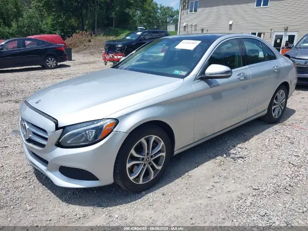 WDDWF4KBXHR305193 2017 MERCEDES-BENZ C-KLASSE - Image 2