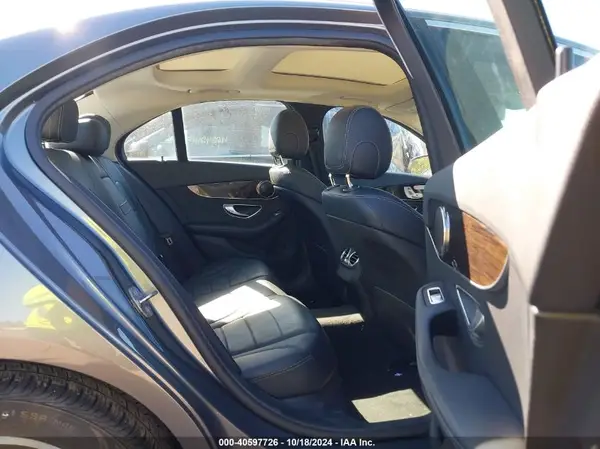WDDWF4KBXJR338135 2018 MERCEDES-BENZ C-KLASSE - Image 8