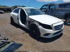 WDDWF8DB0KR502370 2019 MERCEDES-BENZ C-KLASSE