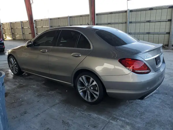 WDDWF8DB2KR502810 2019 MERCEDES-BENZ C-KLASSE - Image 2
