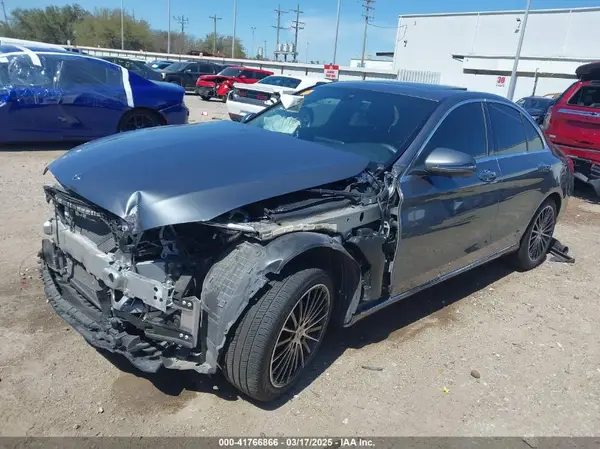 WDDWF8DB4LR528911 2020 MERCEDES-BENZ C-KLASSE - Image 2