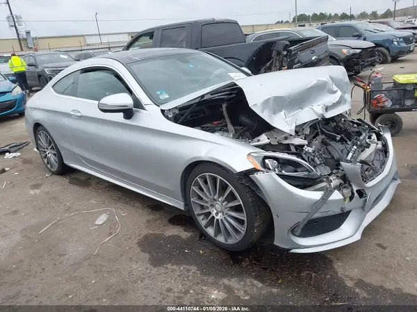 WDDWJ4JB2HF413714 2017 MERCEDES-BENZ C-KLASSE - Image 1