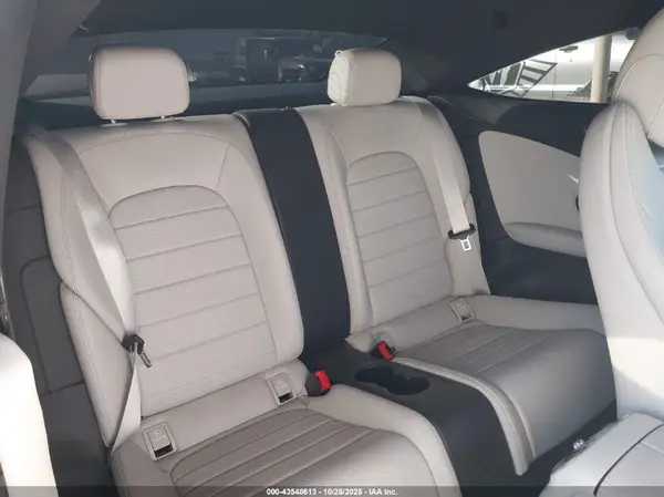 2017 MERCEDES-BENZ C-KLASSE auction photo 8
