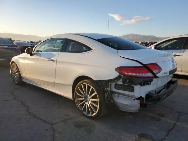 WDDWJ4JB8HF358637 2017 MERCEDES-BENZ C-KLASSE - Image 2