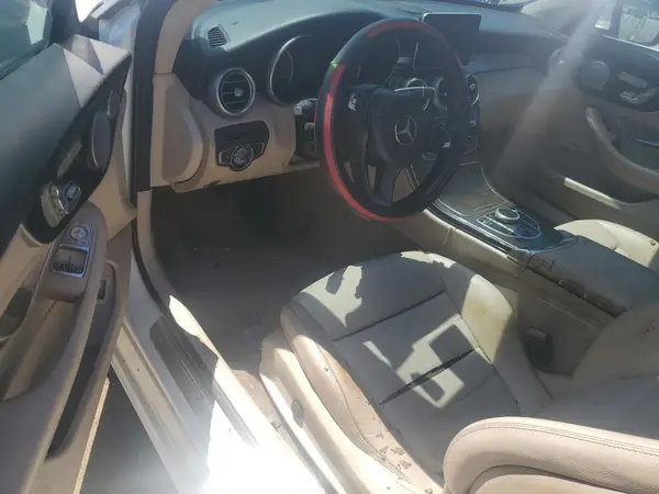 WDDWJ4JB8JF758851 2018 MERCEDES-BENZ C-KLASSE - Image 8