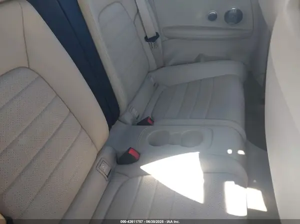 WDDWK4JB2JF635432 2018 MERCEDES-BENZ C-KLASSE - Image 8