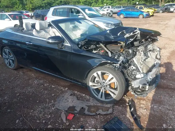 WDDWK4JB9HF527268 2017 MERCEDES-BENZ C-KLASSE - Image 1