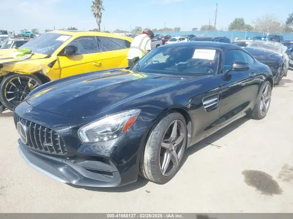 WDDYJ7HA0KA023299 2019 MERCEDES-BENZ AMG GT - Image 2