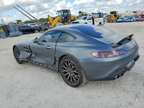 WDDYJ7HA7LA025973 2020 MERCEDES-BENZ AMG GT - Image 2
