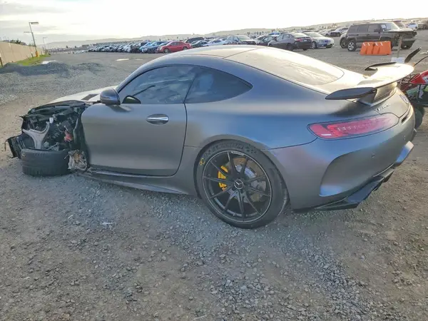 WDDYJ7KA9JA018397 2018 MERCEDES-BENZ AMG GT - Image 2