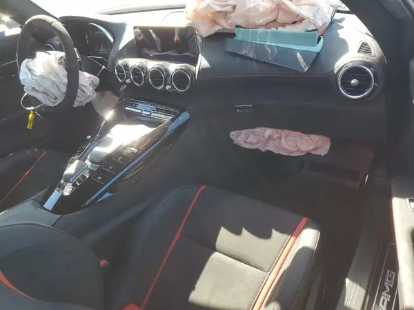 WDDYJ8AA4LA028748 2020 MERCEDES-BENZ AMG GT - Image 8