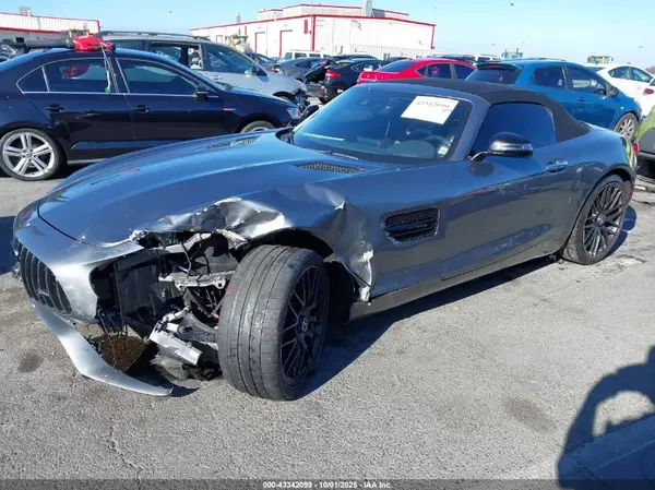 WDDYK7HA6JA014165 2018 MERCEDES-BENZ AMG GT - Image 2