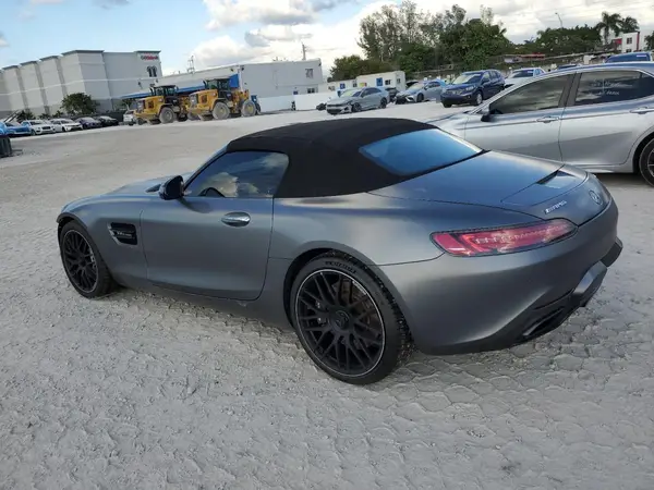 WDDYK7HA9JA022518 2018 MERCEDES-BENZ AMG GT - Image 2