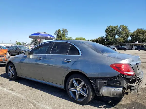 WDDZF4JB0HA027448 2017 MERCEDES-BENZ E-KLASSE - Image 2