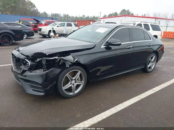 WDDZF4JB0HA040149 2017 MERCEDES-BENZ E-KLASSE - Image 2