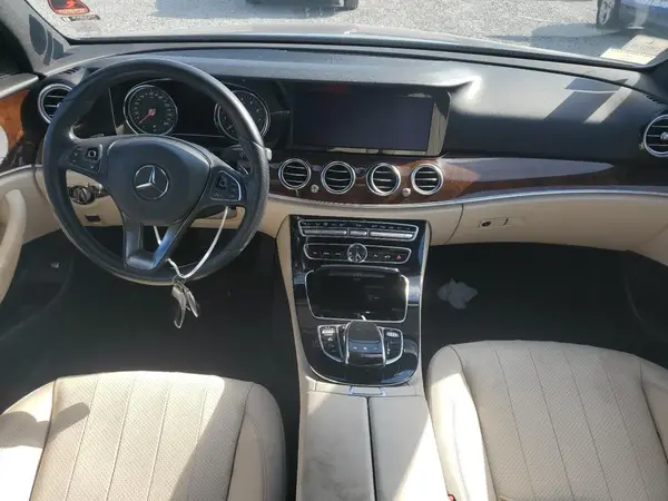 WDDZF4JB0HA050650 2017 MERCEDES-BENZ E-KLASSE - Image 8