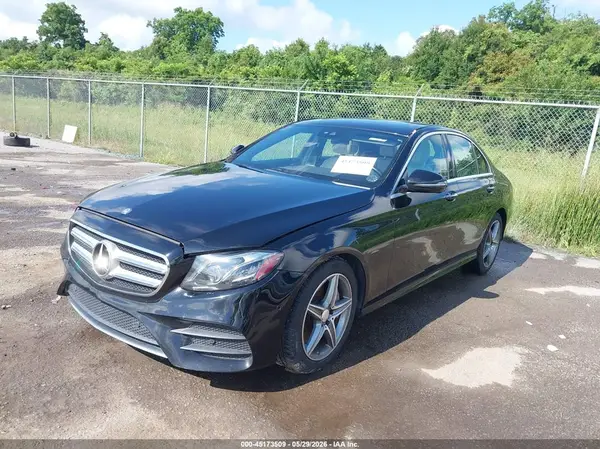 WDDZF4JB0HA056447 2017 MERCEDES-BENZ E-KLASSE - Image 2