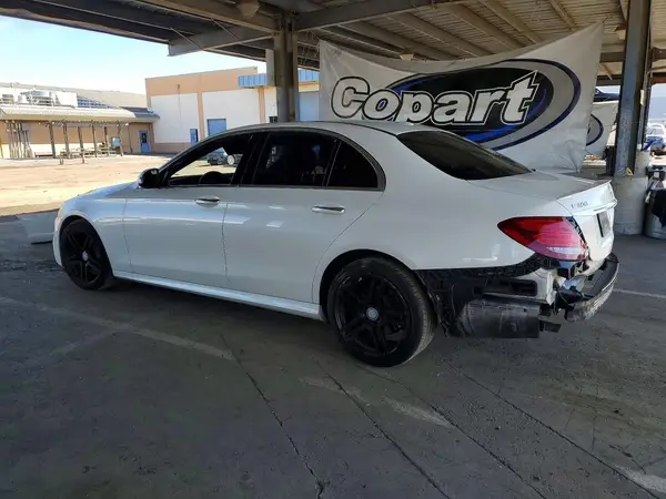 WDDZF4JB0HA057761 2017 MERCEDES-BENZ E-KLASSE - Image 2