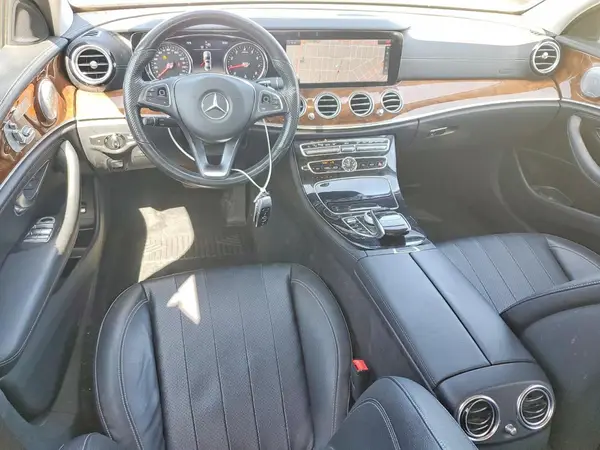 WDDZF4JB0HA069554 2017 MERCEDES-BENZ E-KLASSE - Image 8