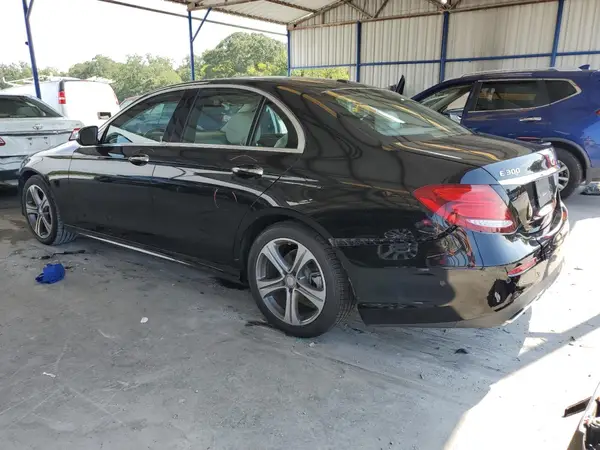WDDZF4JB0HA081896 2017 MERCEDES-BENZ E-KLASSE - Image 2