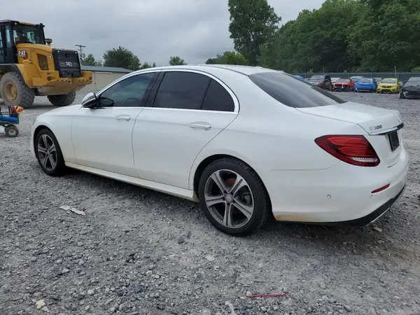 WDDZF4JB0HA082594 2017 MERCEDES-BENZ E-KLASSE - Image 2