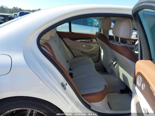 WDDZF4JB0HA153809 2017 MERCEDES-BENZ E-KLASSE - Image 8