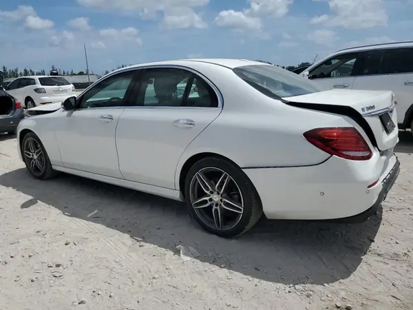 WDDZF4JB0HA214771 2017 MERCEDES-BENZ E-KLASSE - Image 2