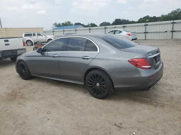 WDDZF4JB0HA281791 2017 MERCEDES-BENZ E-KLASSE - Image 2