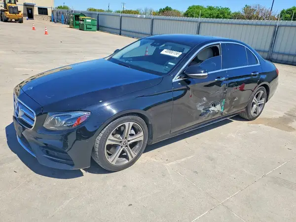 WDDZF4JB0JA368015 2018 MERCEDES-BENZ E-KLASSE - Image 1