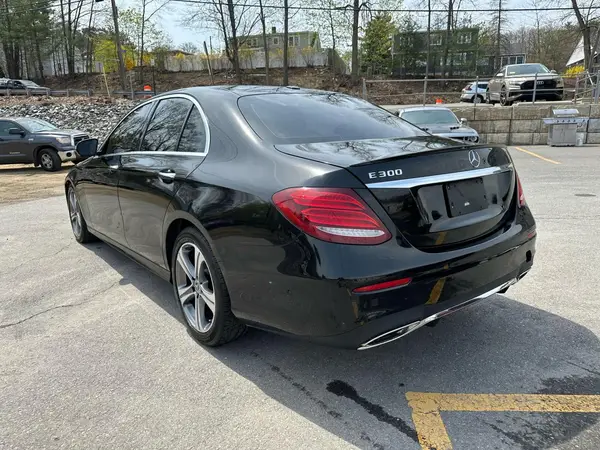 WDDZF4JB0JA452884 2018 MERCEDES-BENZ E-KLASSE - Image 2