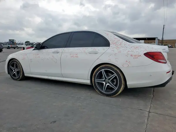 WDDZF4JB0JA455493 2018 MERCEDES-BENZ E-KLASSE - Image 2
