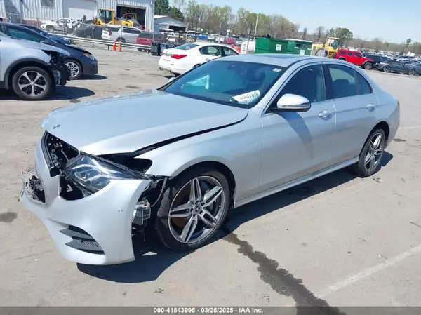 WDDZF4JB0JA472648 2018 MERCEDES-BENZ E-KLASSE - Image 2