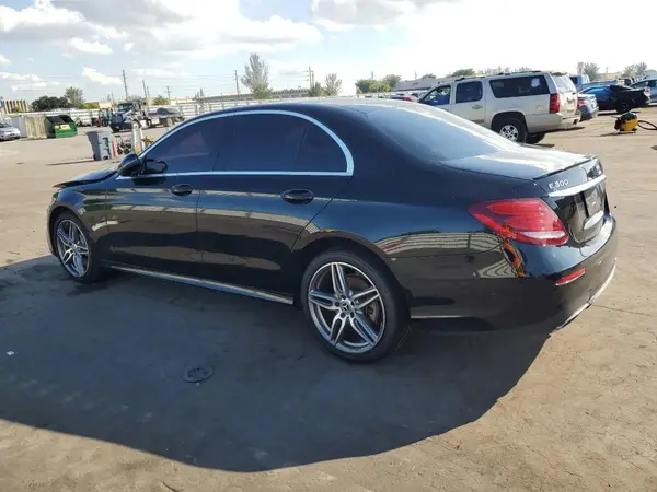 WDDZF4JB0JA479096 2018 MERCEDES-BENZ E-KLASSE - Image 2