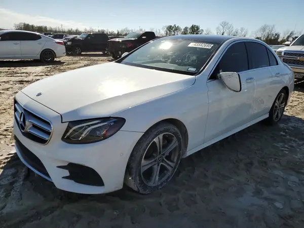 WDDZF4JB0KA533515 2019 MERCEDES-BENZ E-KLASSE - Image 1
