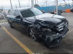 WDDZF4JB0KA555787 2019 MERCEDES-BENZ E-KLASSE