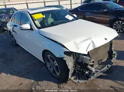WDDZF4JB0KA564991 2019 MERCEDES-BENZ E-KLASSE