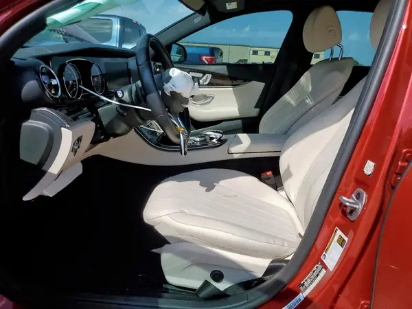 2019 MERCEDES-BENZ E-KLASSE auction photo 7
