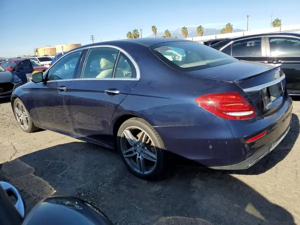 WDDZF4JB1HA042850 2017 MERCEDES-BENZ E-KLASSE - Image 2