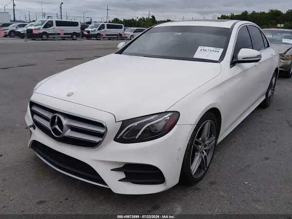 WDDZF4JB1HA079316 2017 MERCEDES-BENZ E-KLASSE - Image 2